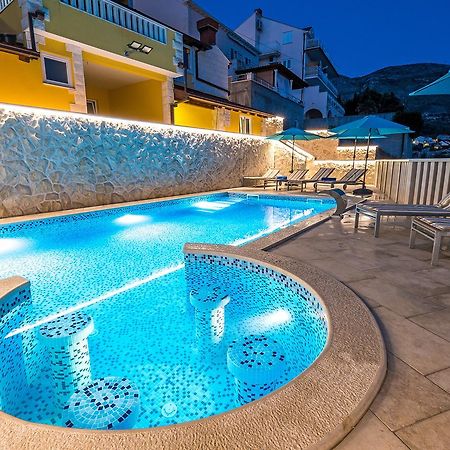 מליני Apartments Sunset מראה חיצוני תמונה