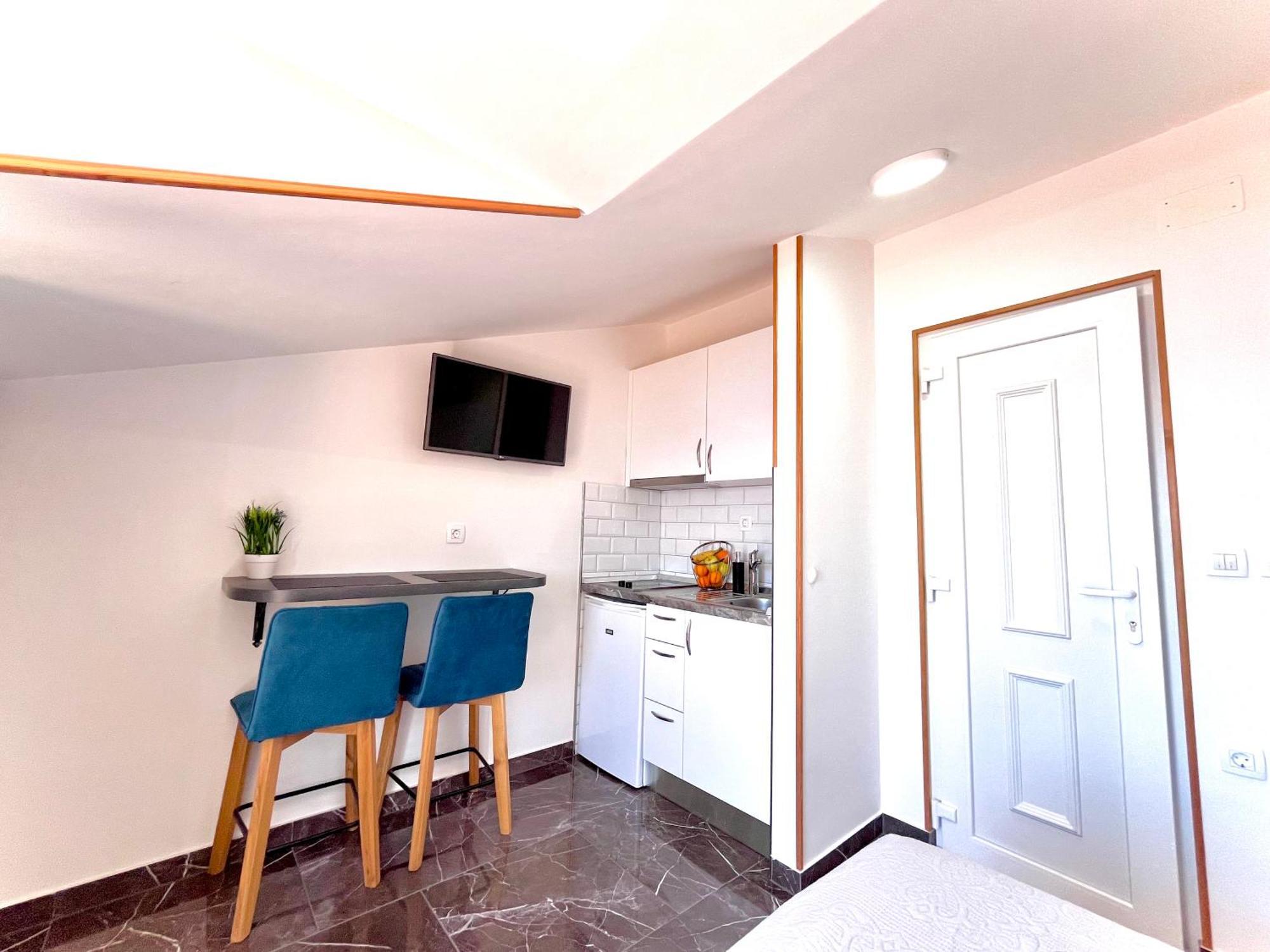 מליני Apartments Sunset חדר תמונה