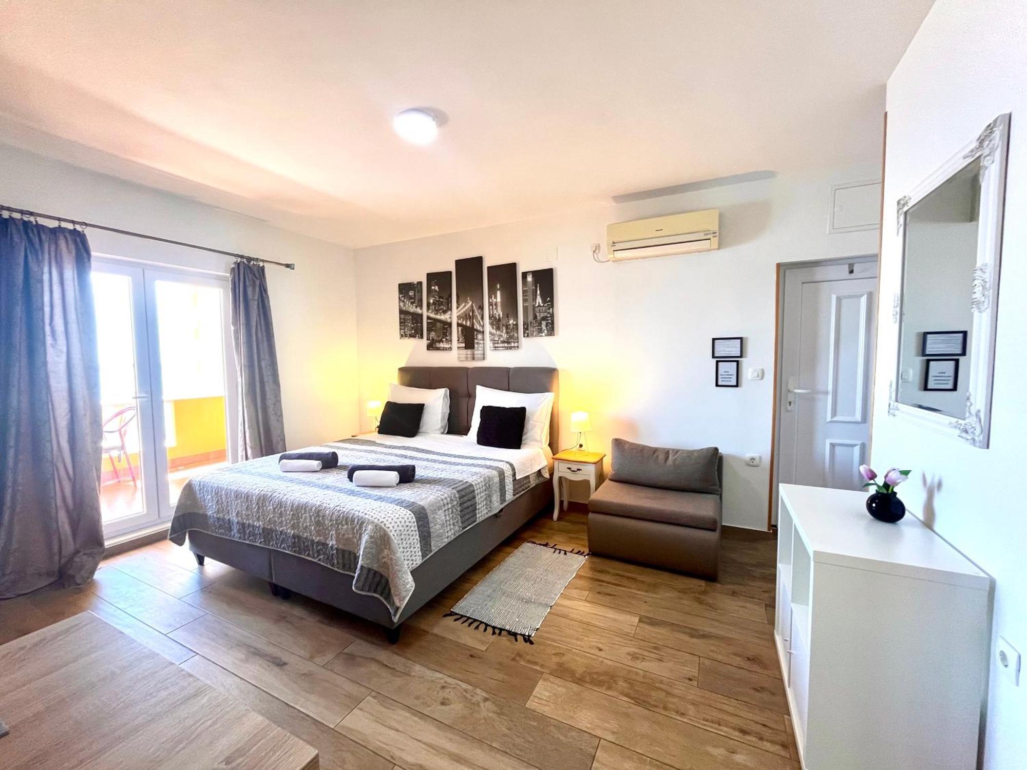 מליני Apartments Sunset חדר תמונה