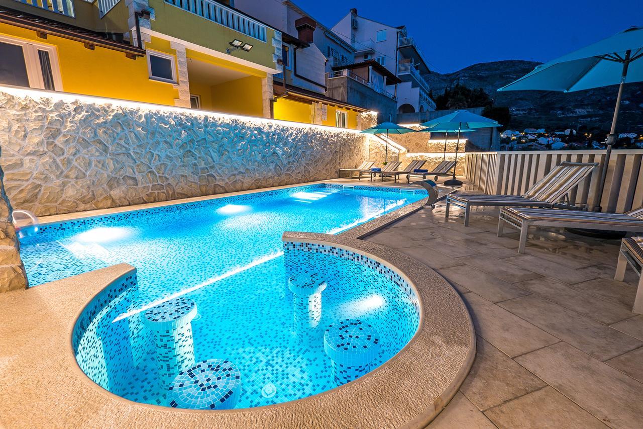 מליני Apartments Sunset מראה חיצוני תמונה